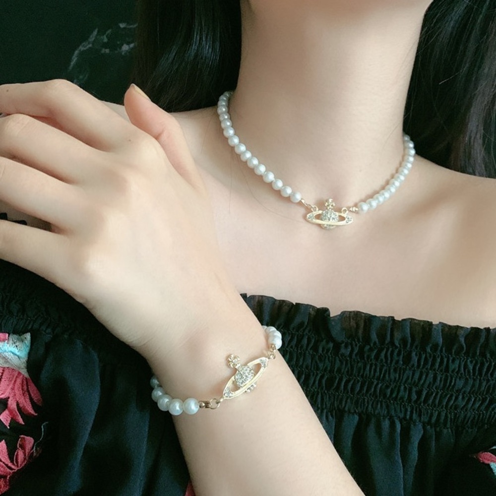 Baroque Elegant Pearl Necklace - Gold - Picture 6 of 6